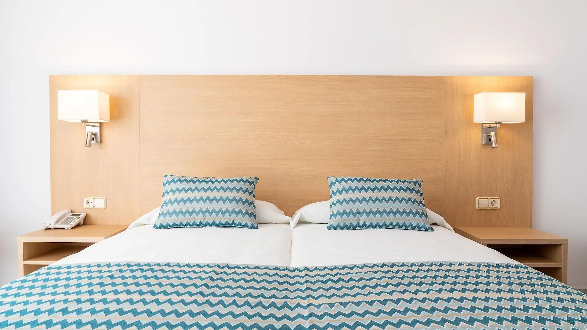 Hotel Riutort Ελ Αρενάλ