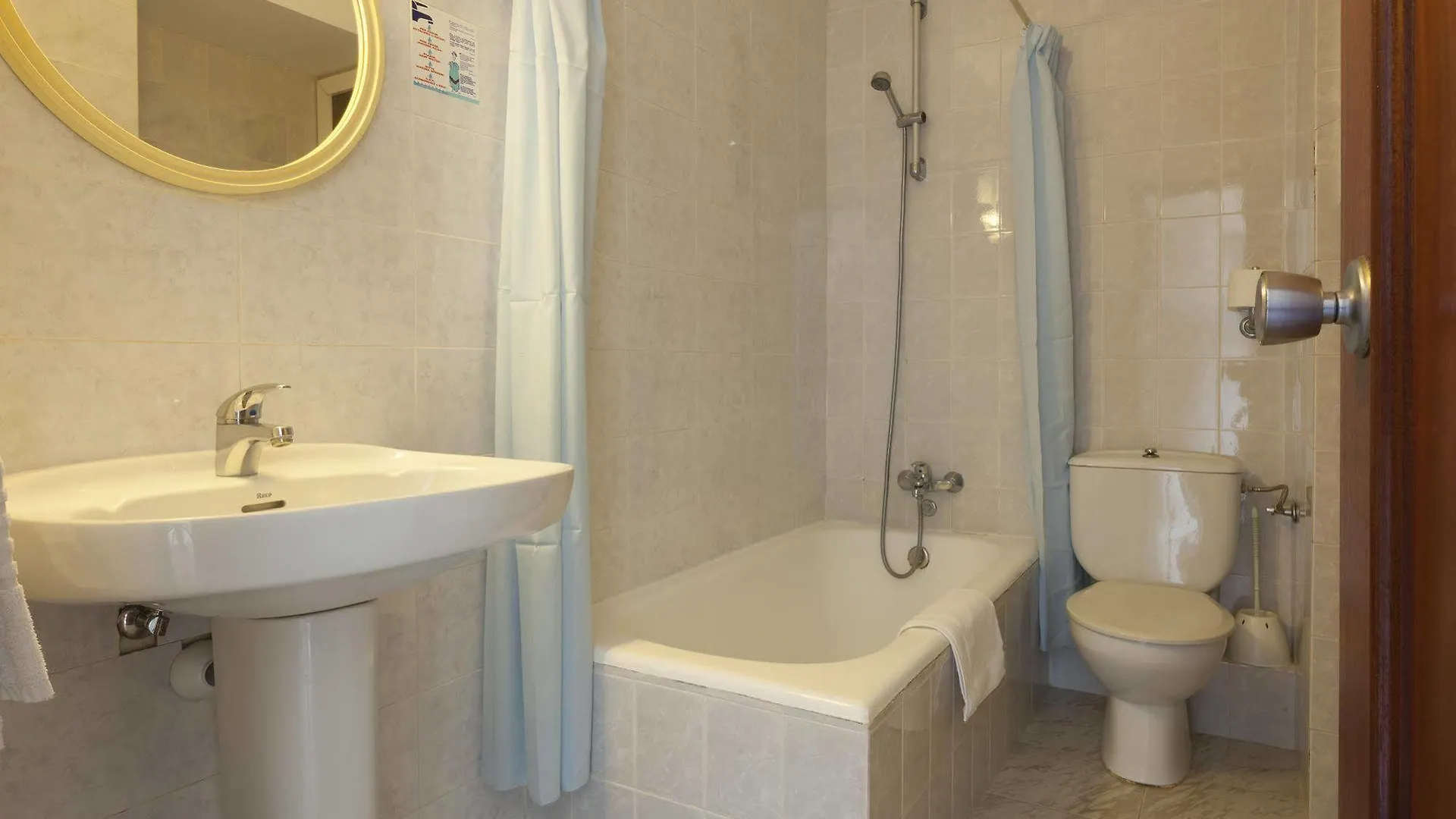 Hotel Riutort Ελ Αρενάλ